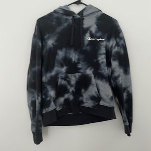 Semi cropped champion hoodie